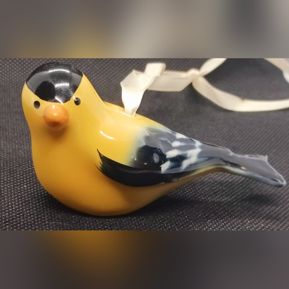 Longaberger collector's club ceramic bird